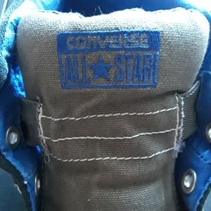 Converse light purple shoes